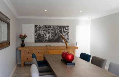 Edgemead House | Vida Tranquilo