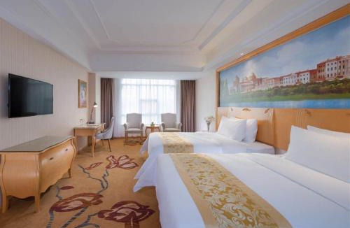 Dehua County Hotel | vienna Hotel (fujian quanzhou dehua station)