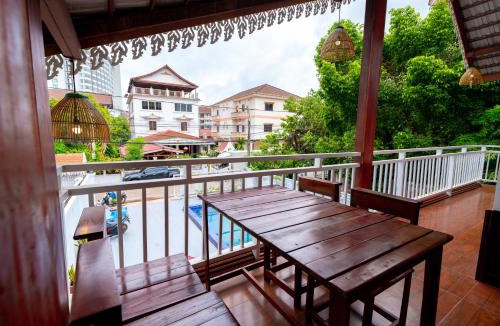 Vientiane Hotel | Vientiane Ruby Villa Hotel