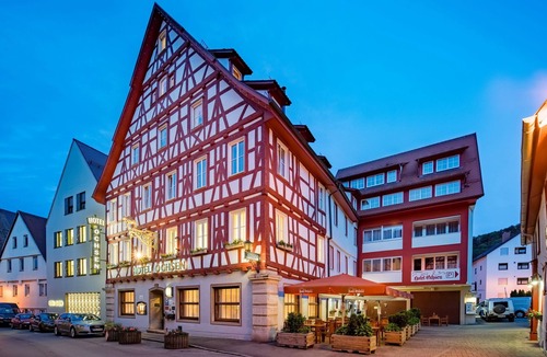 Blaubeuren Apartment | Vierbettzimmer mit Dusche