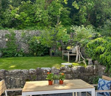 Mumbles Bed & Breakfast | View at 142