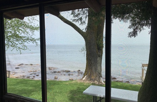 Port Hope Cottage | View glorious sunrises and sunsets from this cozy cabin right on Lake Huron! 🌅