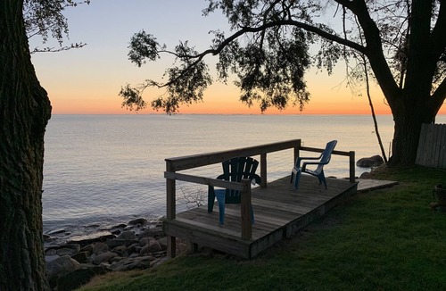 Port Hope Cottage | View glorious sunrises and sunsets from this cozy cabin right on Lake Huron! 🌅