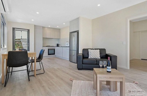 Sandy Bay Apartment | "View Studio" Apartment Sandy Bay Close to Casino.