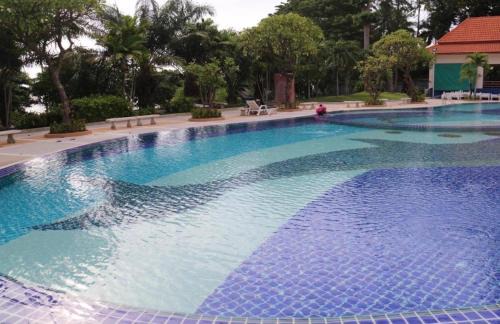 Jomtien Hotel | View Talay 3 Apartment