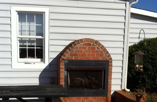 Monroe House | Views! Close to Liberty, BRP and Excellent Pie! Special Rates for Couples
