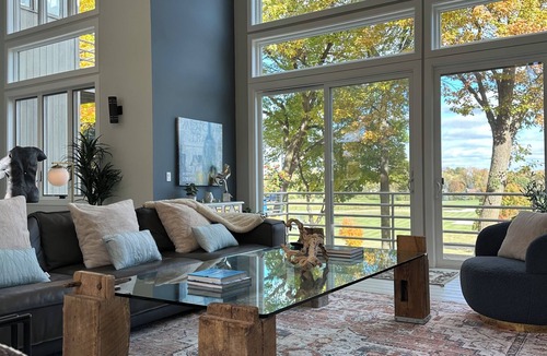 Eden Prairie House | VIEWS, VIEWS, VIEWS- OPEN PLACES, CHARMING SPACES
