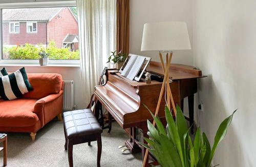 Uckfield House | Views Wood