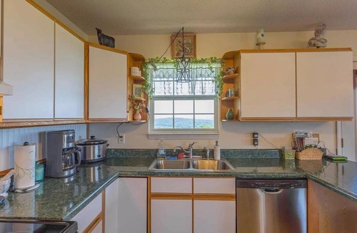 Rock Spring House | Viewtopia - New Hot Tub with Amazing Views on 160+ acres
