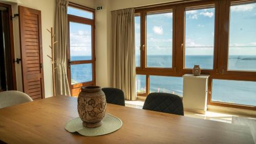 Syros Villa | Vignetta Mare 2BR Villa με Θέα & και Ιδιωτικό Πάρκινγκ