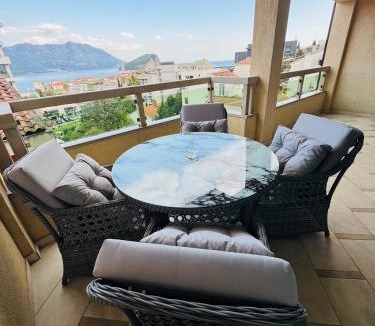 Gospostina Apartment | Vika Budva