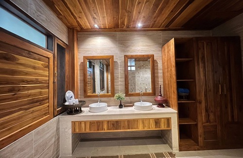 Ko Phi Phi Hotel | Viking Nature Resort
