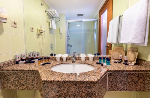 Kiris Hotel | Viking Park Hotel