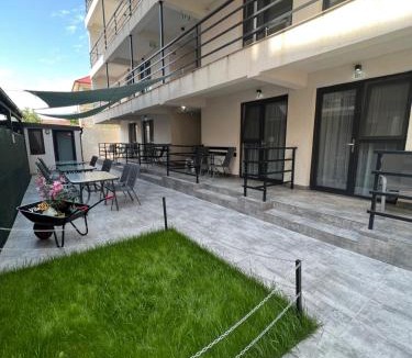 Costinesti House | Vila 69
