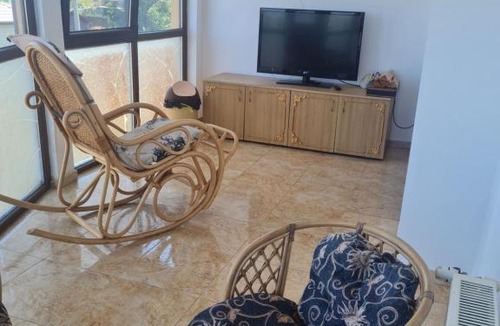 2 Mai House | Vila Aida