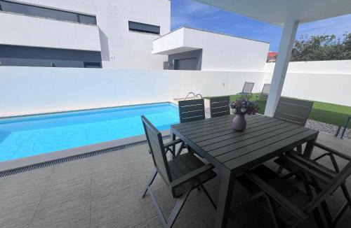 Caldas da Rainha Villa | Vila Alivia