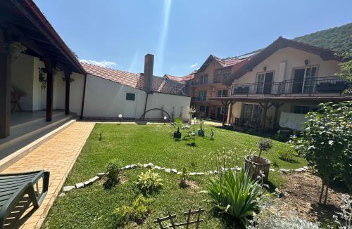 Baile Herculane House | VILA ANA
