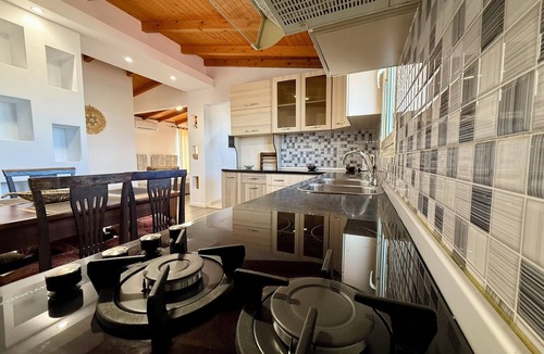 Vlore House | Vila Arial