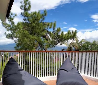 Ngaglik House | Vila Batu Bale-Bale