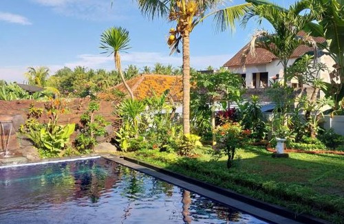 Kayu Putih Villa | vila bukit sari