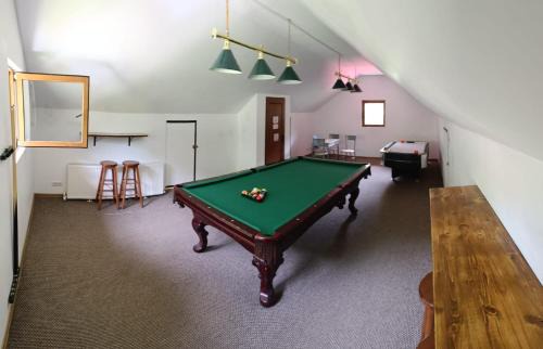 Tarcau Bed & Breakfast | Vila Carmen