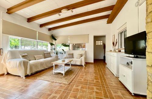 Sant Jaume d'Enveja House | Vila Delta