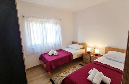 Kremena Villa | Vila DoLaNi
