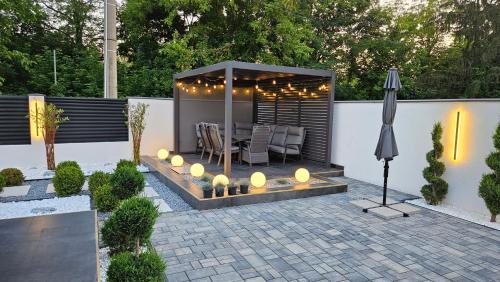 Snagov Villa | Vila LakeView Snagov, Terasă pe Acoperiș, Self Check-in, Parcare Privată