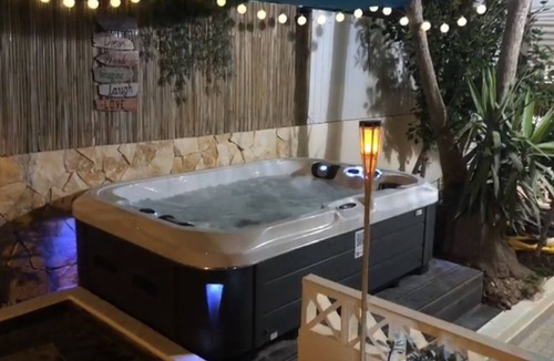 Montechoro Villa | Vila Luisa Anabela 6/8 Personnes Piscine et Jacuzzi