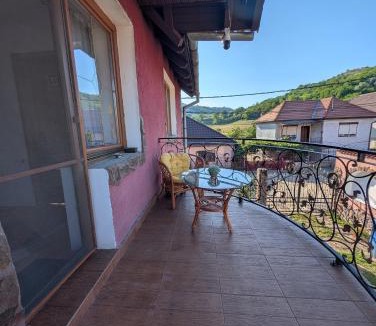 Darlos Villa | Vila Miriam