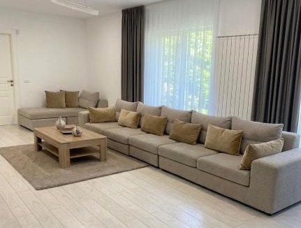 Miroslava Villa | Vila Moderna 3-dormitoare Aproape de Mall Moldova