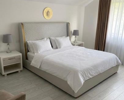Miroslava Villa | Vila Moderna 3-dormitoare Aproape de Mall Moldova