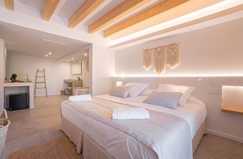 Capdepera Hotel | VILA NOVA SUITES & SPA - DOBLE DELUXE CON BALCÓN (CASTILLO)