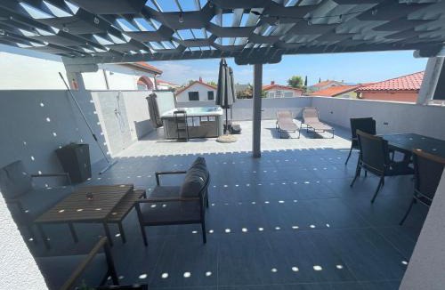 Vir Villa | Vila Pedinka
