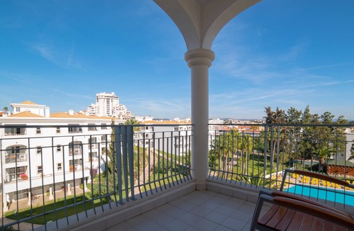 Montechoro Apartment | Vila Petra
