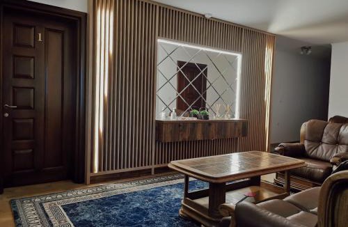 Baltatesti House | Vila Platon