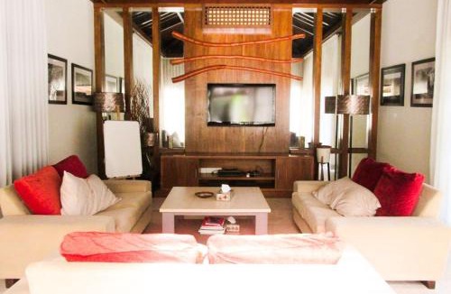 Bandung Villa | Vila Puri Suling