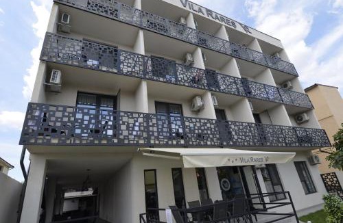 Costinesti Hostel | Vila Rares