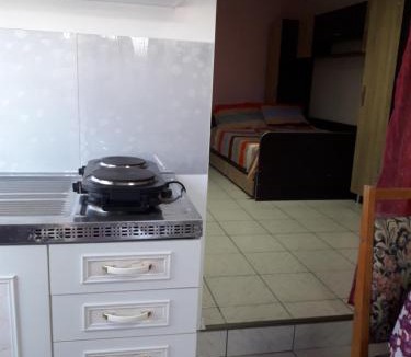 Mangalia House | Vila Roz