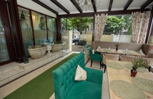 Bacau House | Vila Tosca