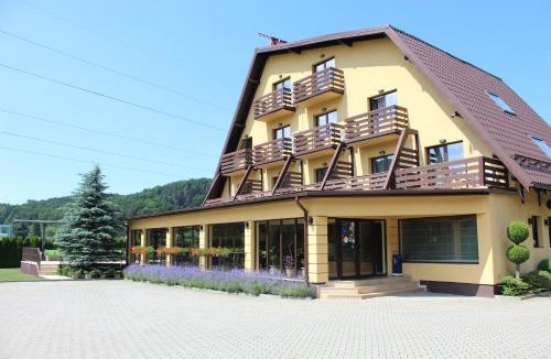 Sacele House | Vila Trapez