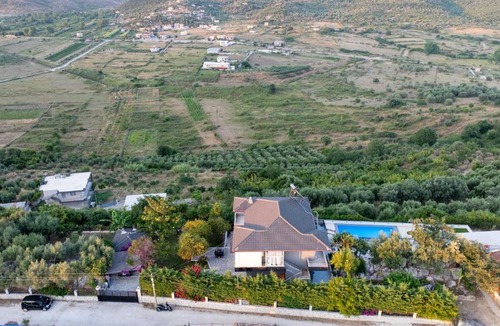 Aliko House | Vila Verde