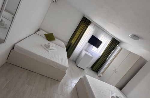 Eforie Nord Hotel | Vila Yzabelle