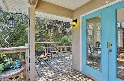 Vilano Beach House | Vilano Vibes 3BR 3BA 3 Minutes From The Ocean!
