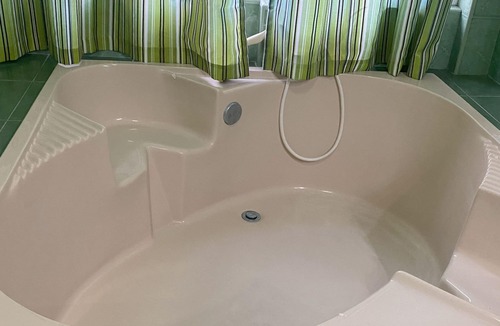 Baclayon Bed & Breakfast | Villa 301 B&B