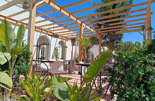 Ghazoua House | Villa 6 Chambres 3 Suites, piscine chauffée. Prix 18 pax avec petits déjeuners.
