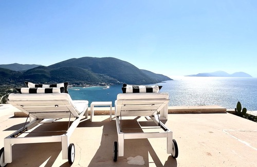 Evgiros Villa | VILLA 6*Get a 10%-25% discount,LESS THAN NORMAL! Independent Villa