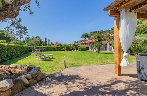 Rio nell'Elba Villa | Villa a few steps from the sea