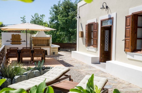 Fanai Villa | Villa Acacia