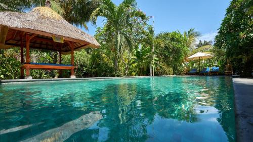 Amed Villa | Villa Adi
